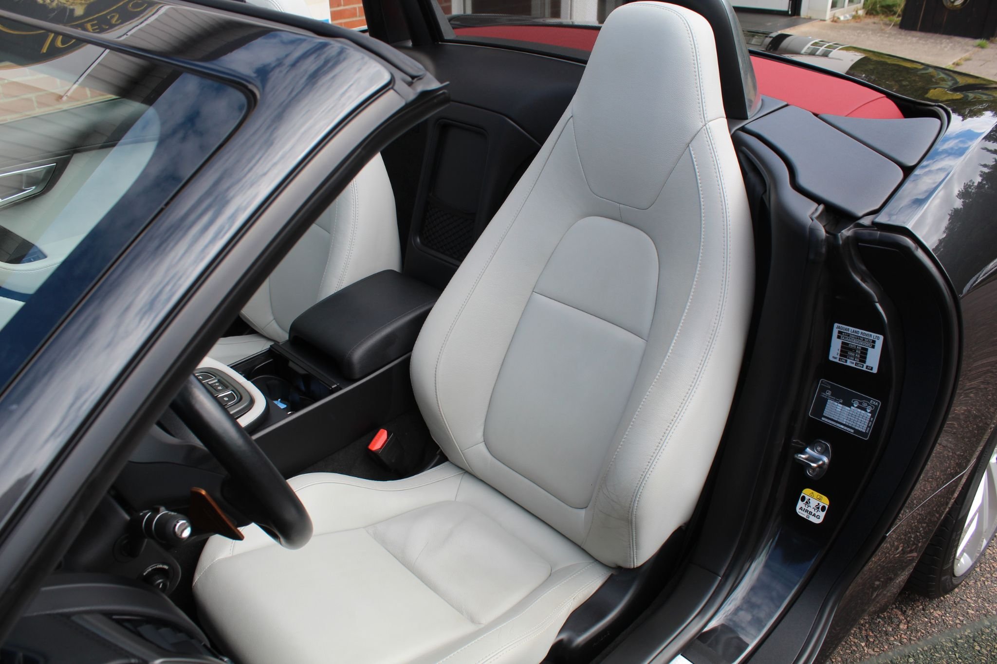 Jaguar F-Type S Convertible Quickshift, 381hk, 2014