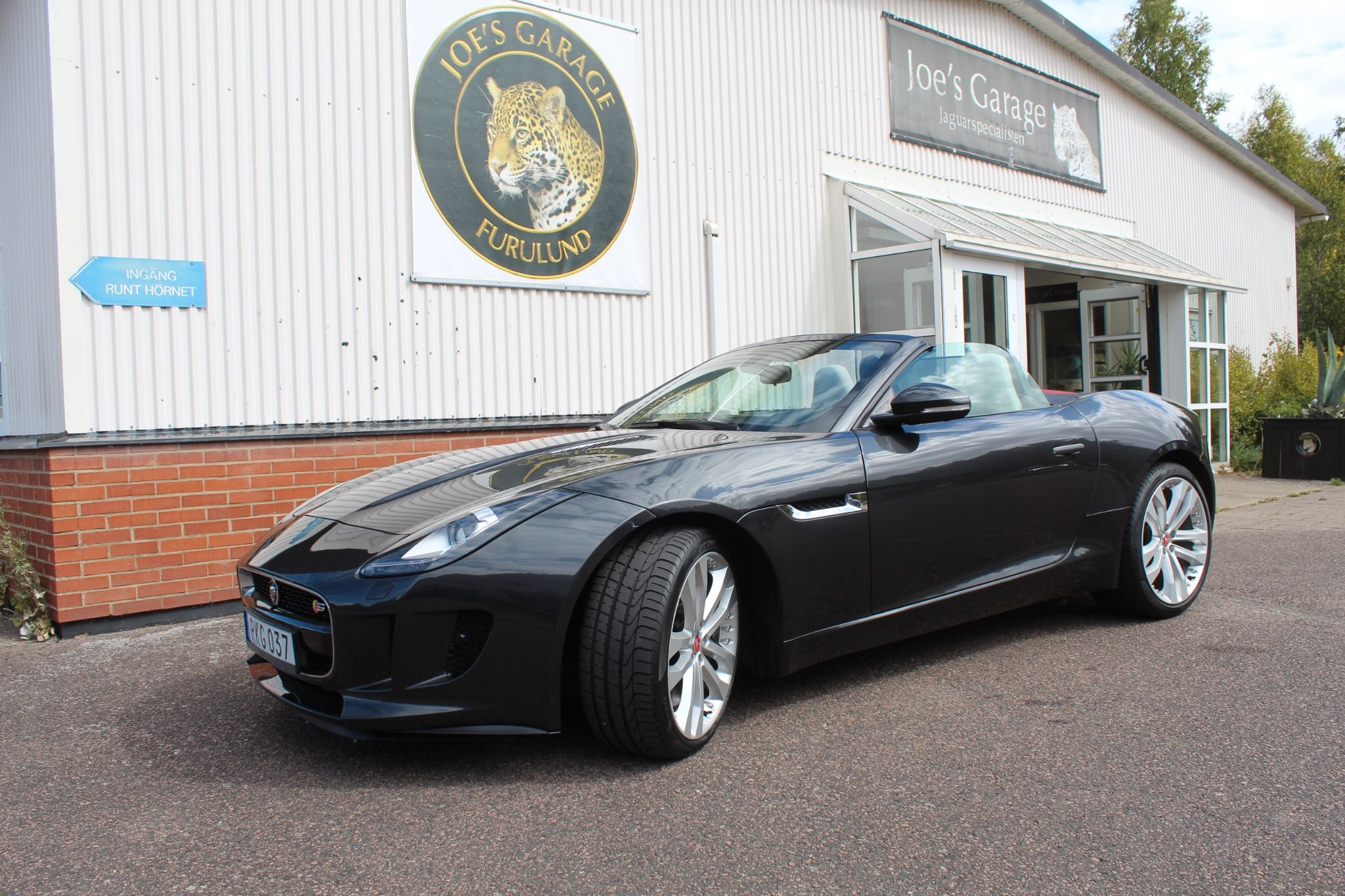 Jaguar F-Type S Convertible Quickshift, 381hk, 2014