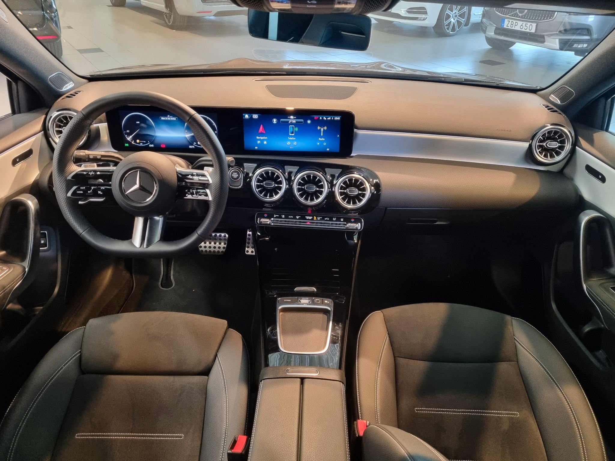 Mercedes-Benz A 250 e 8G-DCT, 218hp, 2026