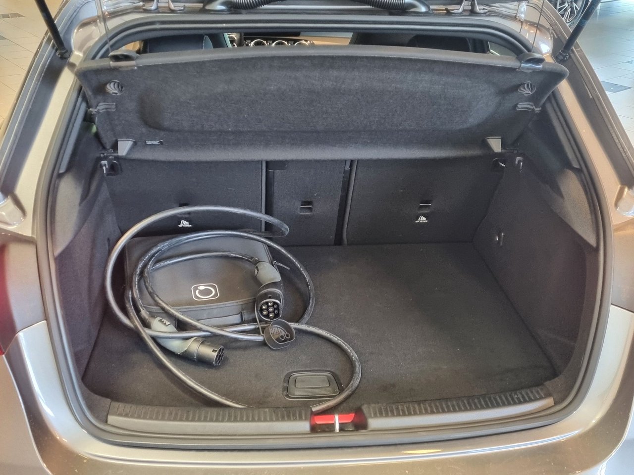 Mercedes-Benz A 250 e 8G-DCT, 218hp, 2026