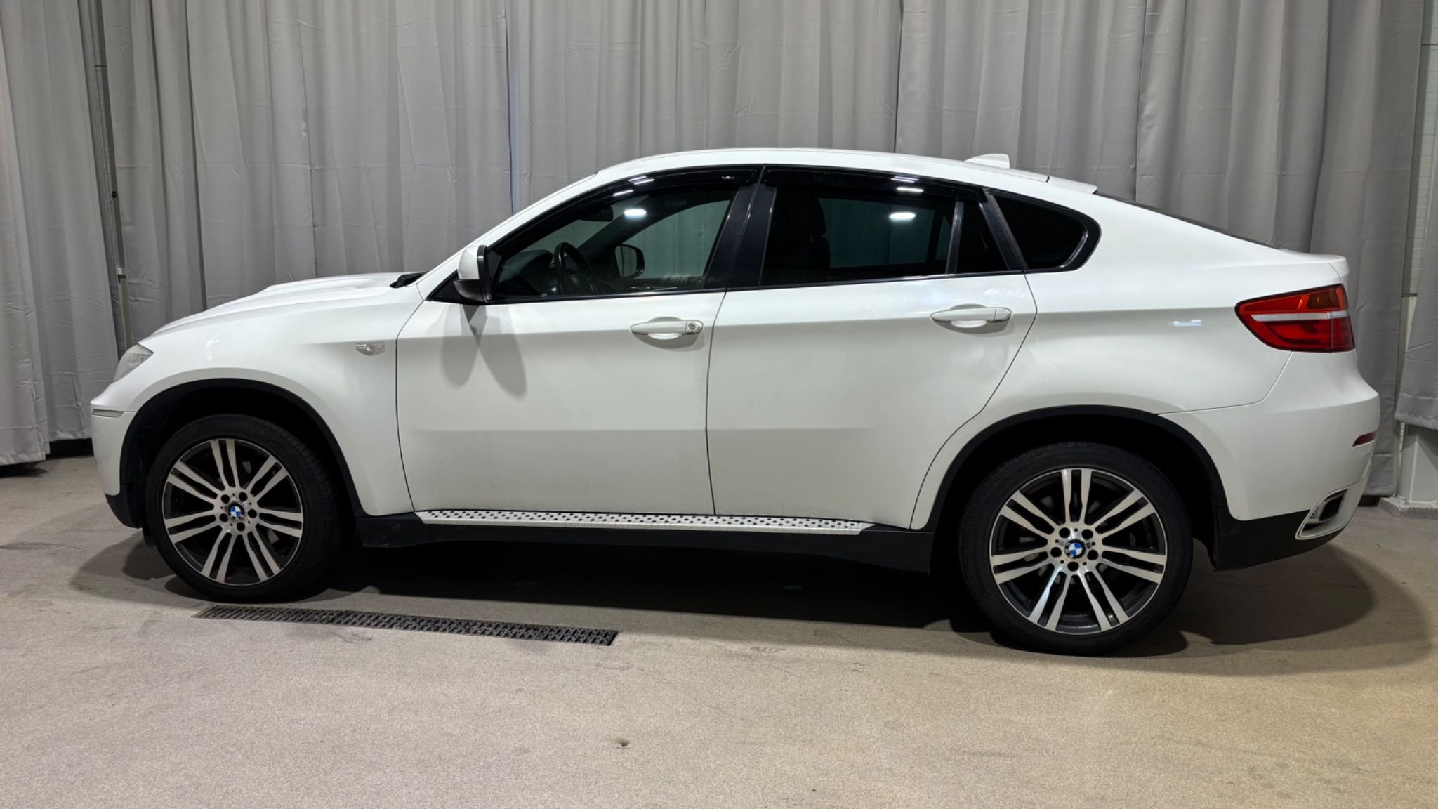 BMW X6 xDrive30d Steptronic, 245hp, 2013