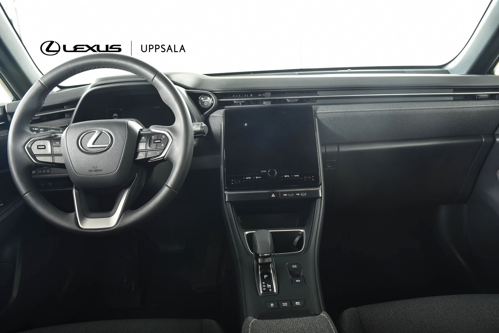 Lexus LBX 1.5 E-CVT, 136ps, 2024