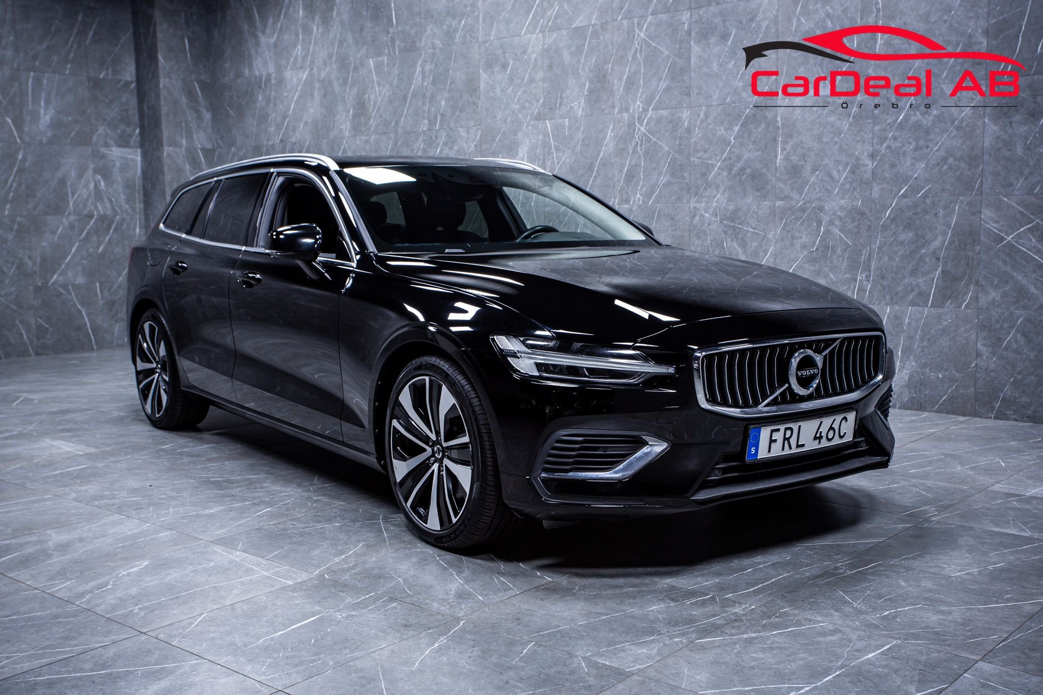 Volvo V60 Recharge T6 AWD Geartronic, 8-trinn, 340ps, 2022