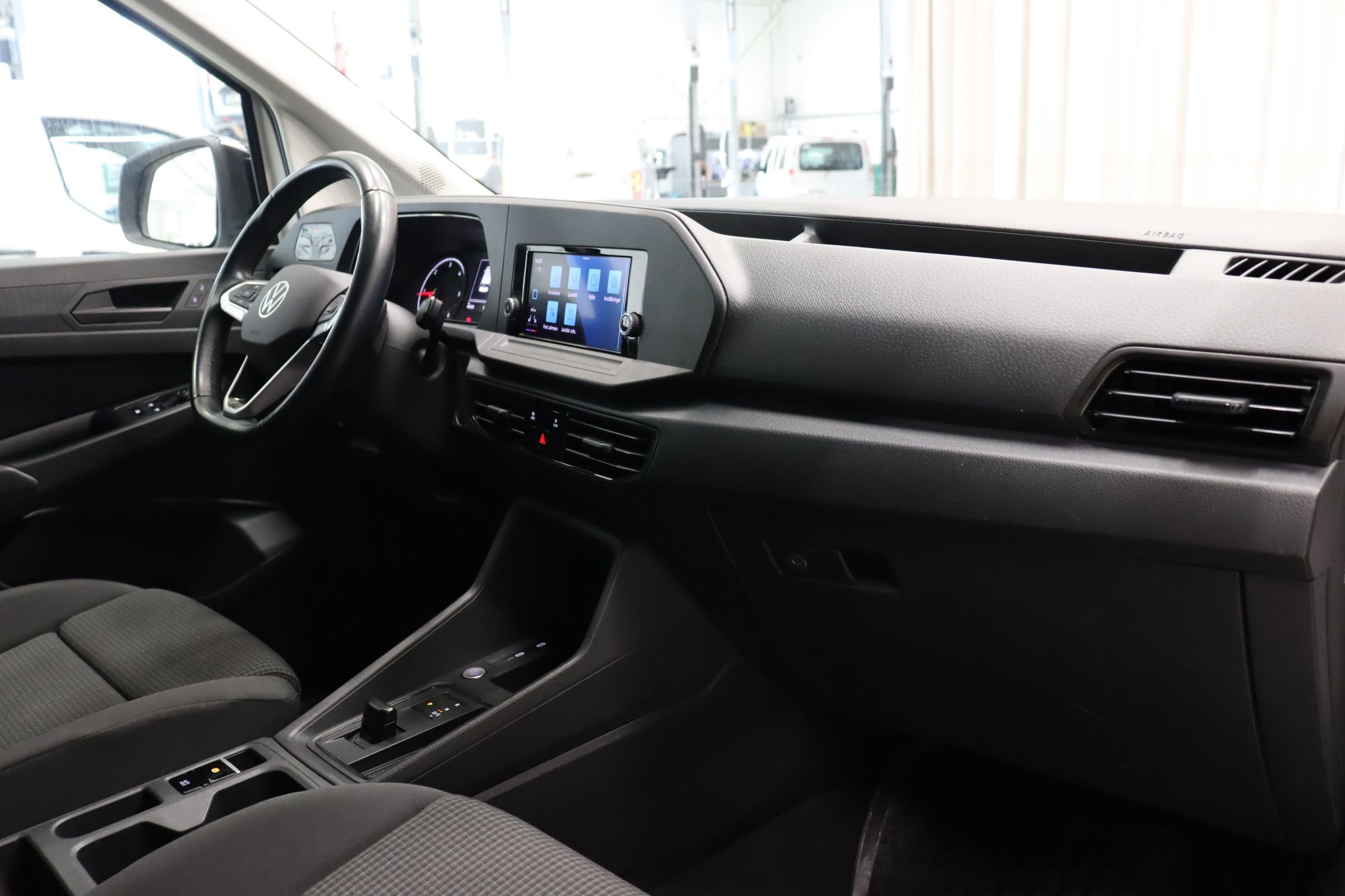 Volkswagen Caddy Cargo Maxi 2.0 TDI BMT DSG Sekventiell, 122hk, 2023