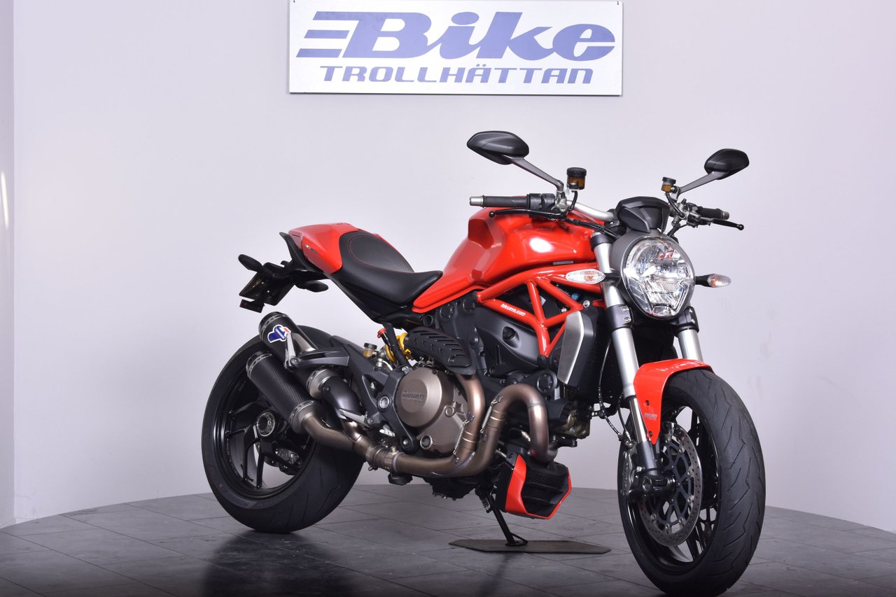 Ducati MONSTER 1200 / Låga mi...