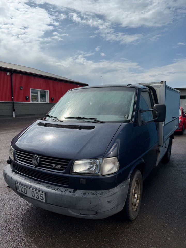 Volkswagen Transporter 2.5tdi...