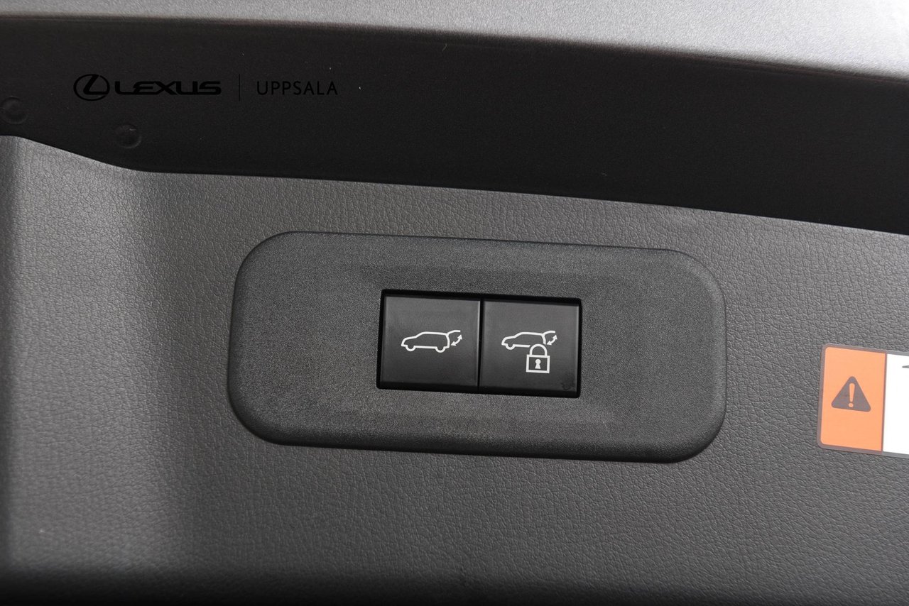 Lexus NX 350h E-CVT, 242hk, 2024