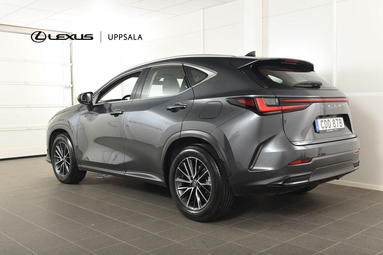 Lexus NX 350h E-CVT, 242hk, 2024