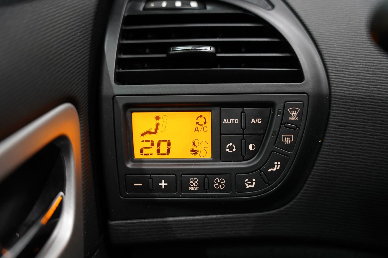 Citroën C4 Picasso 1.6 VTi Manual, 120hp, 2011