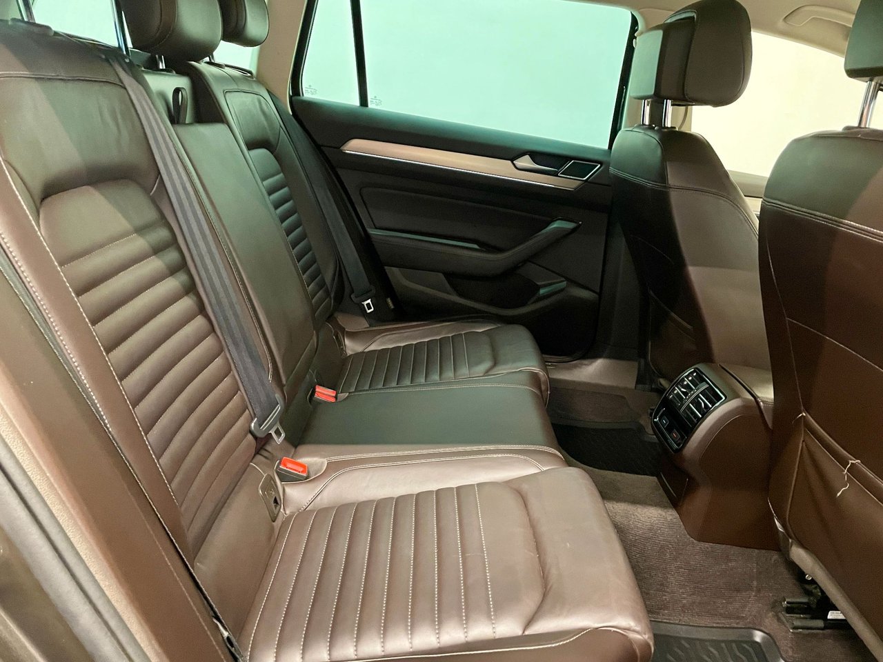 Volkswagen Passat Variant 2.0 TDI DPF SCR BMT 4Motion DSG Sequential, 190hp, 2017