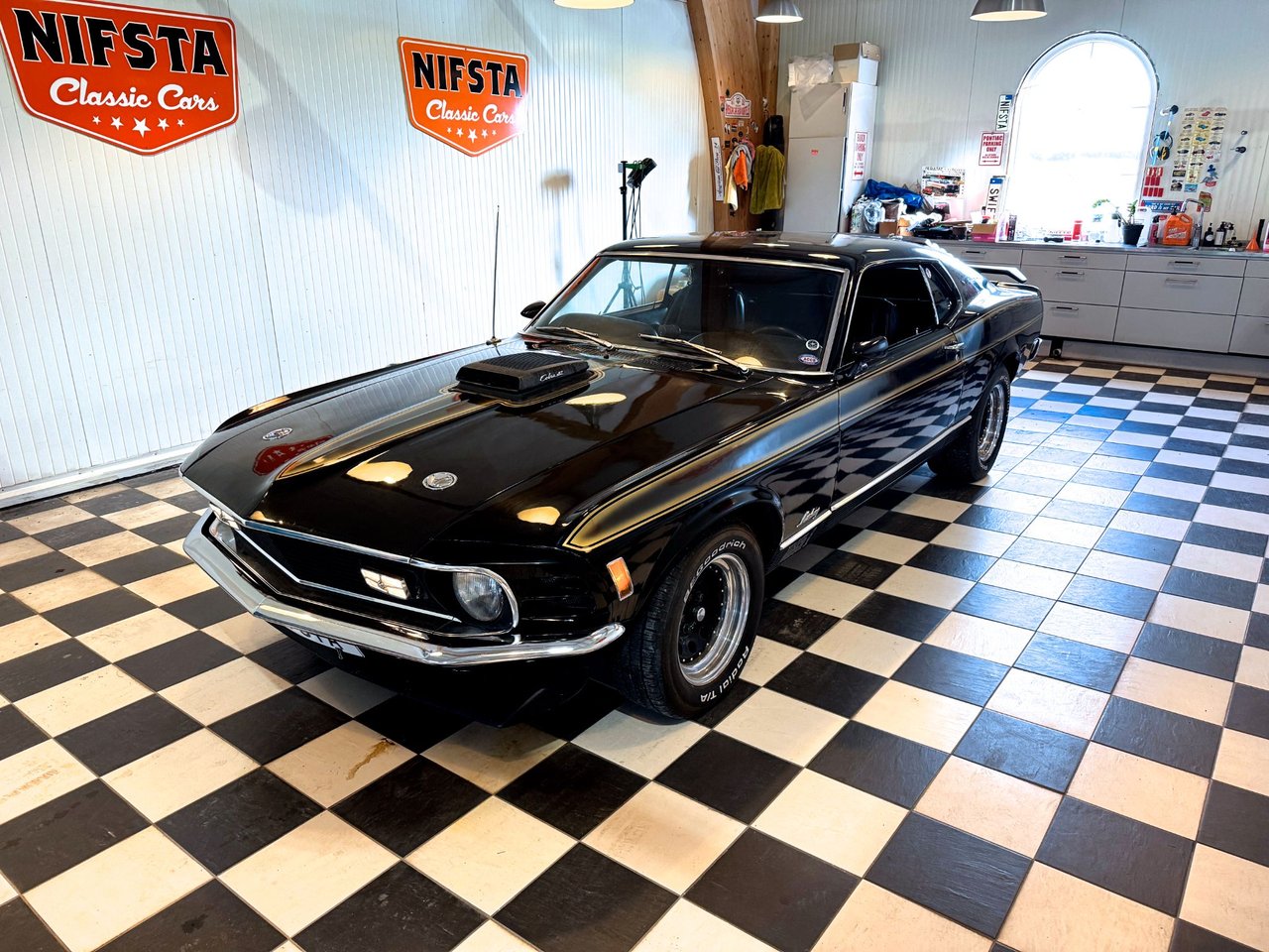 Ford Mustang Mach 1 7.0 Ram A...
