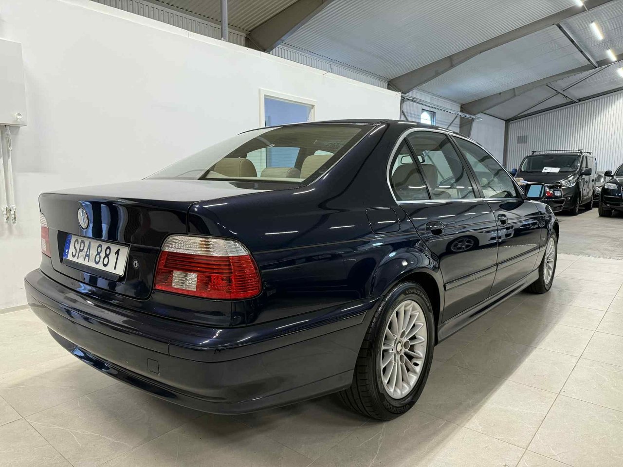 BMW 525i Sedan Automatic, 192hp, 2001