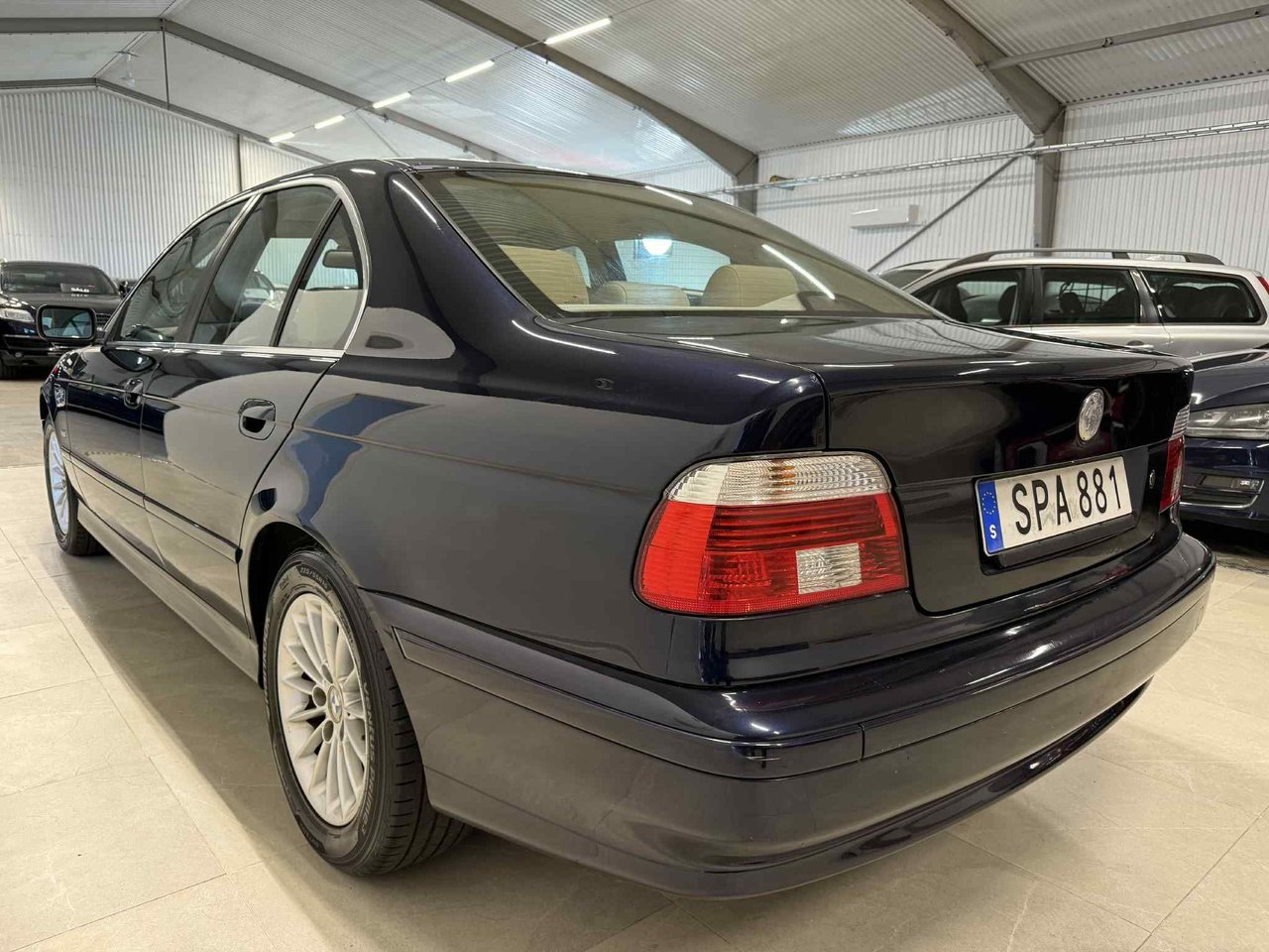 BMW 525i Sedan Automatic, 192hp, 2001