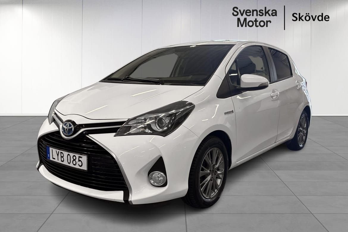 Toyota Yaris Hybrid e-CVT, 10...