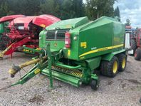 John Deere 744