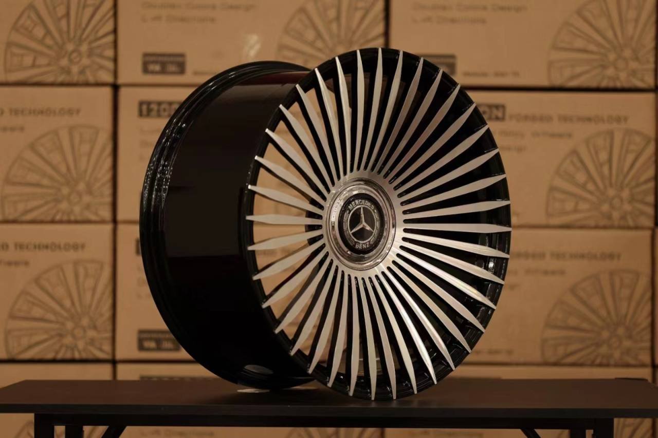 22" smidda fälgar JLWHEELS ti...