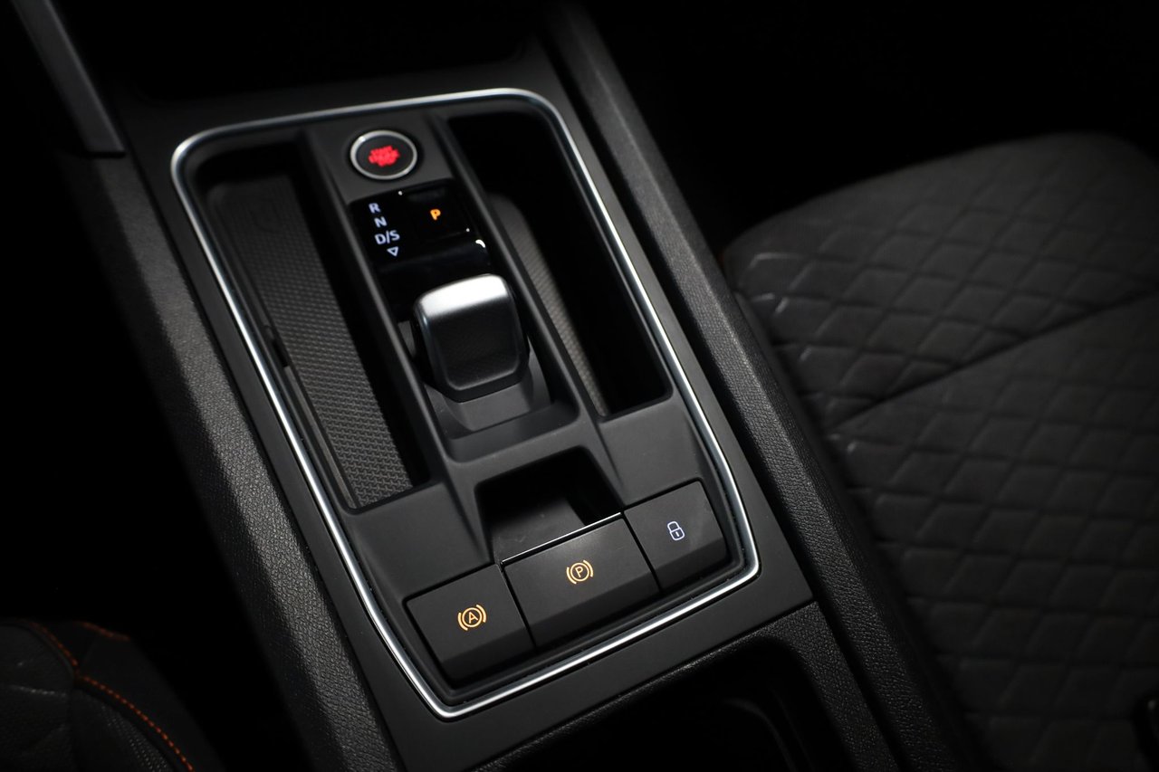 SEAT Leon 1.5 eTSI DSG sekvensiell, 7-trinn, 150ps, 2021