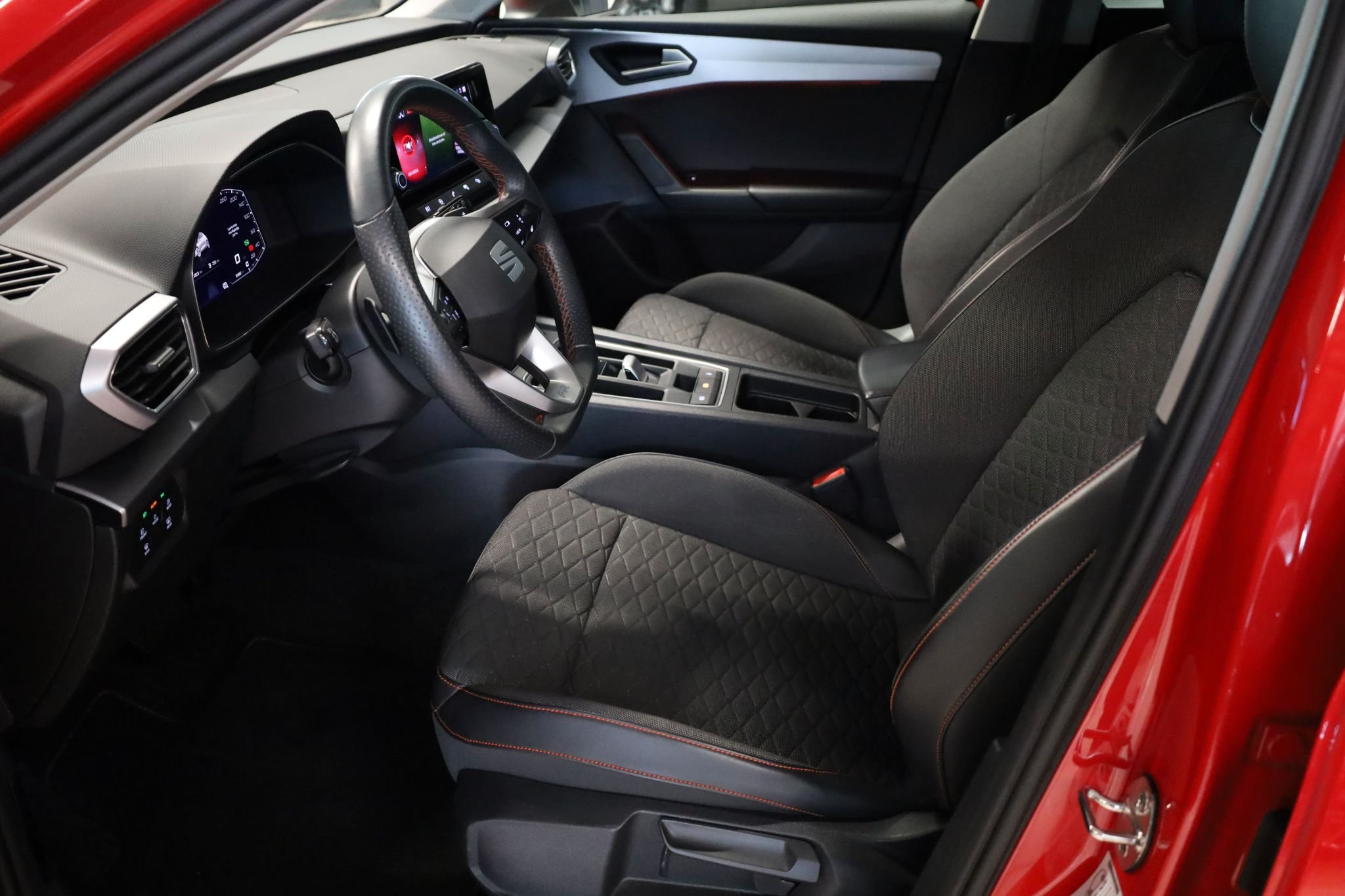 SEAT Leon 1.5 eTSI DSG sekvensiell, 7-trinn, 150ps, 2021