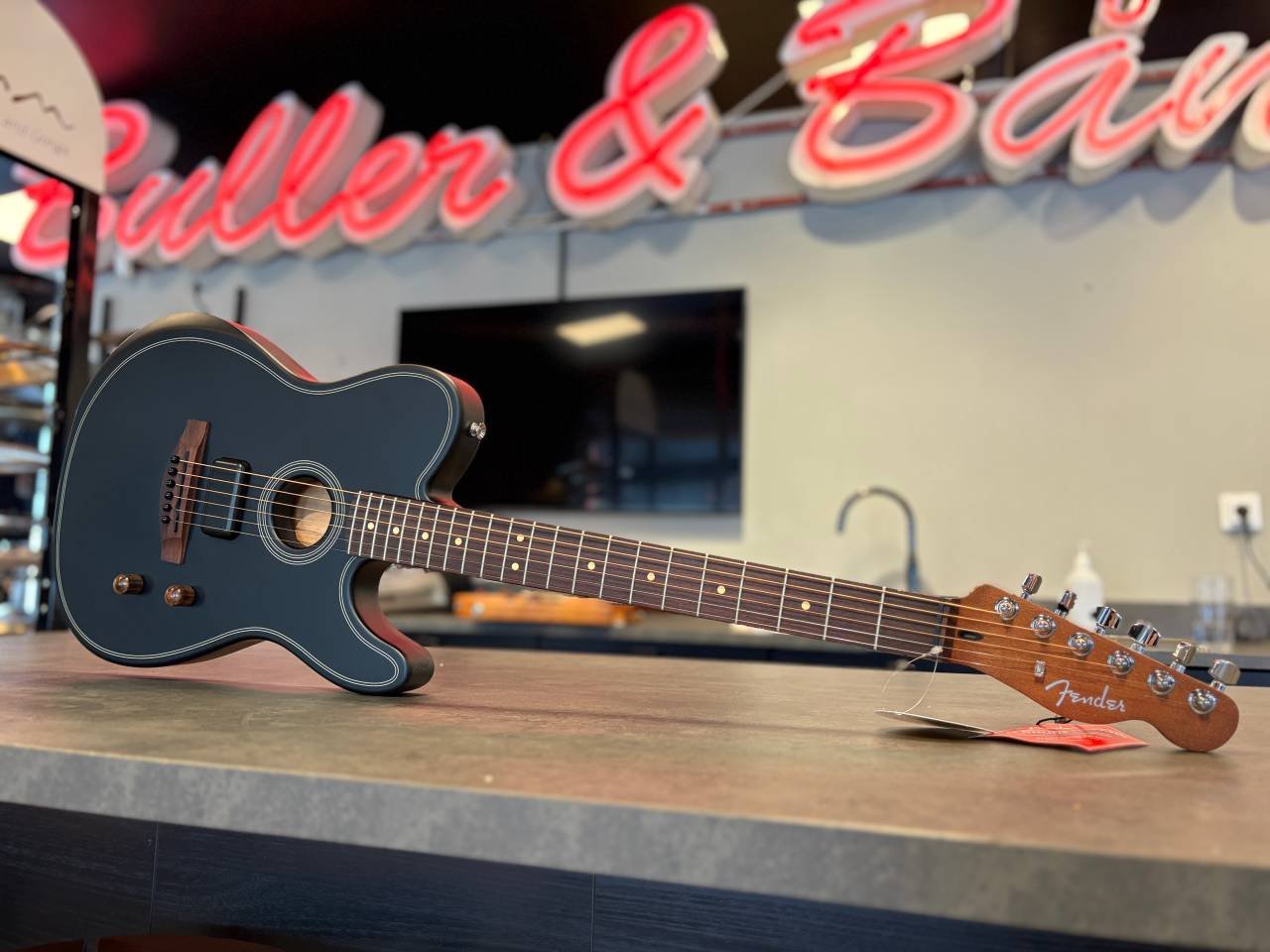 Fender Acoustasonic Standard ...