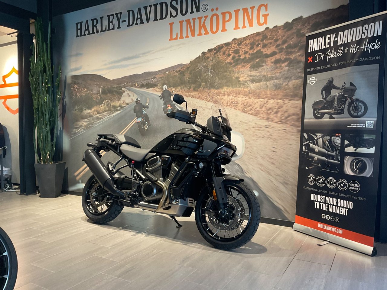 Harley-Davidson Pan Amerika S...