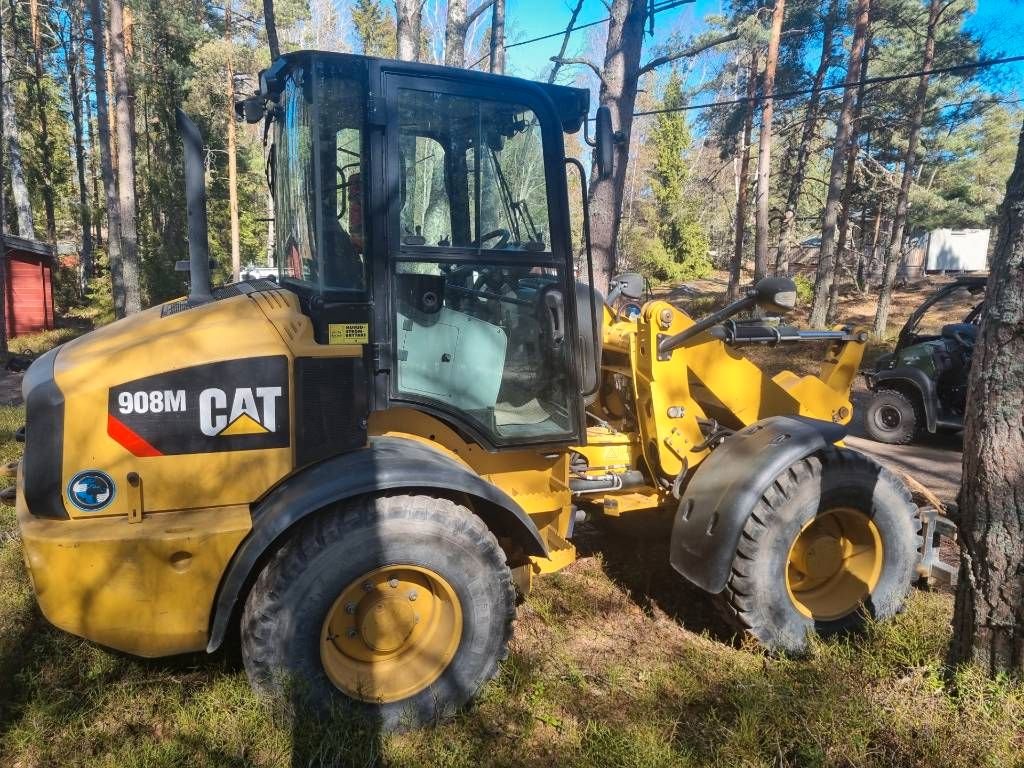 CAT 908 M - 2015