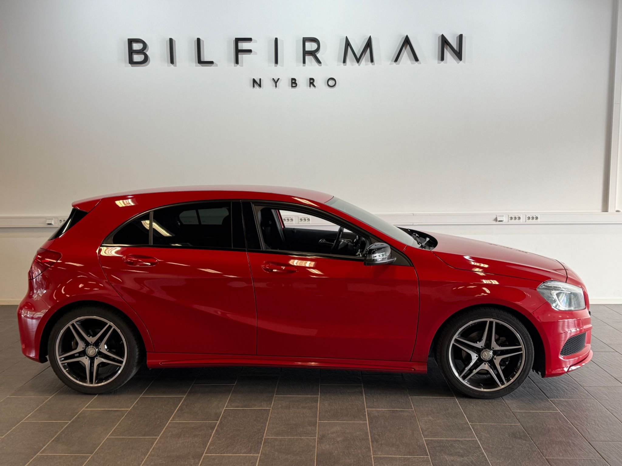 Mercedes-Benz A 180 Manual, 122hp, 2015