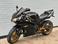 Yamaha YZF R1 Påkostad ENDAST 2000mil
