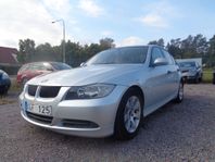 BMW 320 i SedanEuro 4 levereras nybesikt,nyservad,vinterdäck