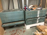 Skåp för ritningar 2 st, Pelarborrmaskin & Snickerimaskin