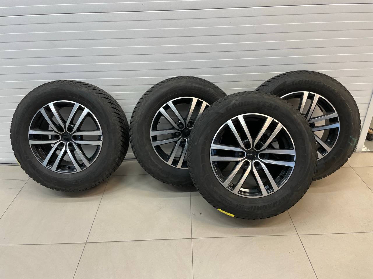 Vinterhjul Nissan Navara Good...