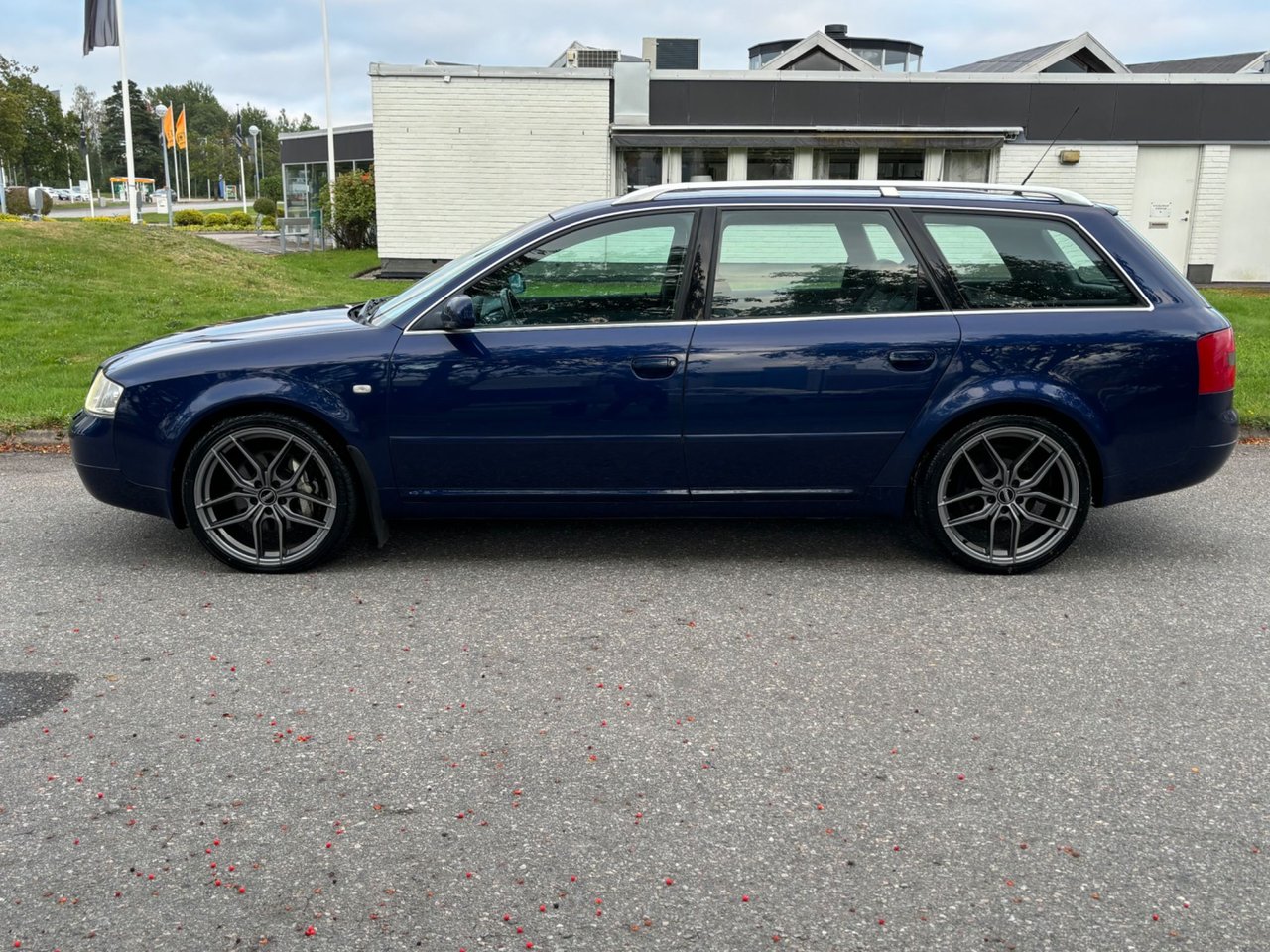 Audi A6 Avant 2.7 T V6 quattro TipTronic, 230hk, 2000