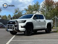 Toyota Hilux Dubbelhytt 2,8 4WD Automat DH/Värmare/Drag/Moms