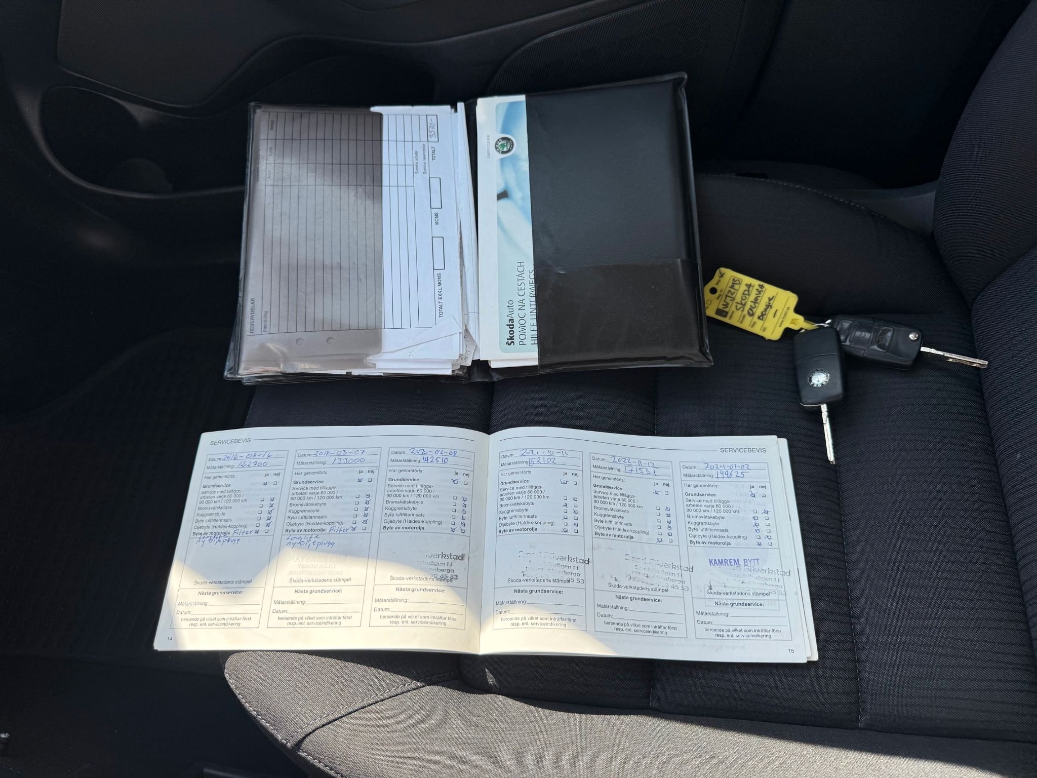 Škoda Octavia 1.6 MPI Manuell, 102hk, 2005