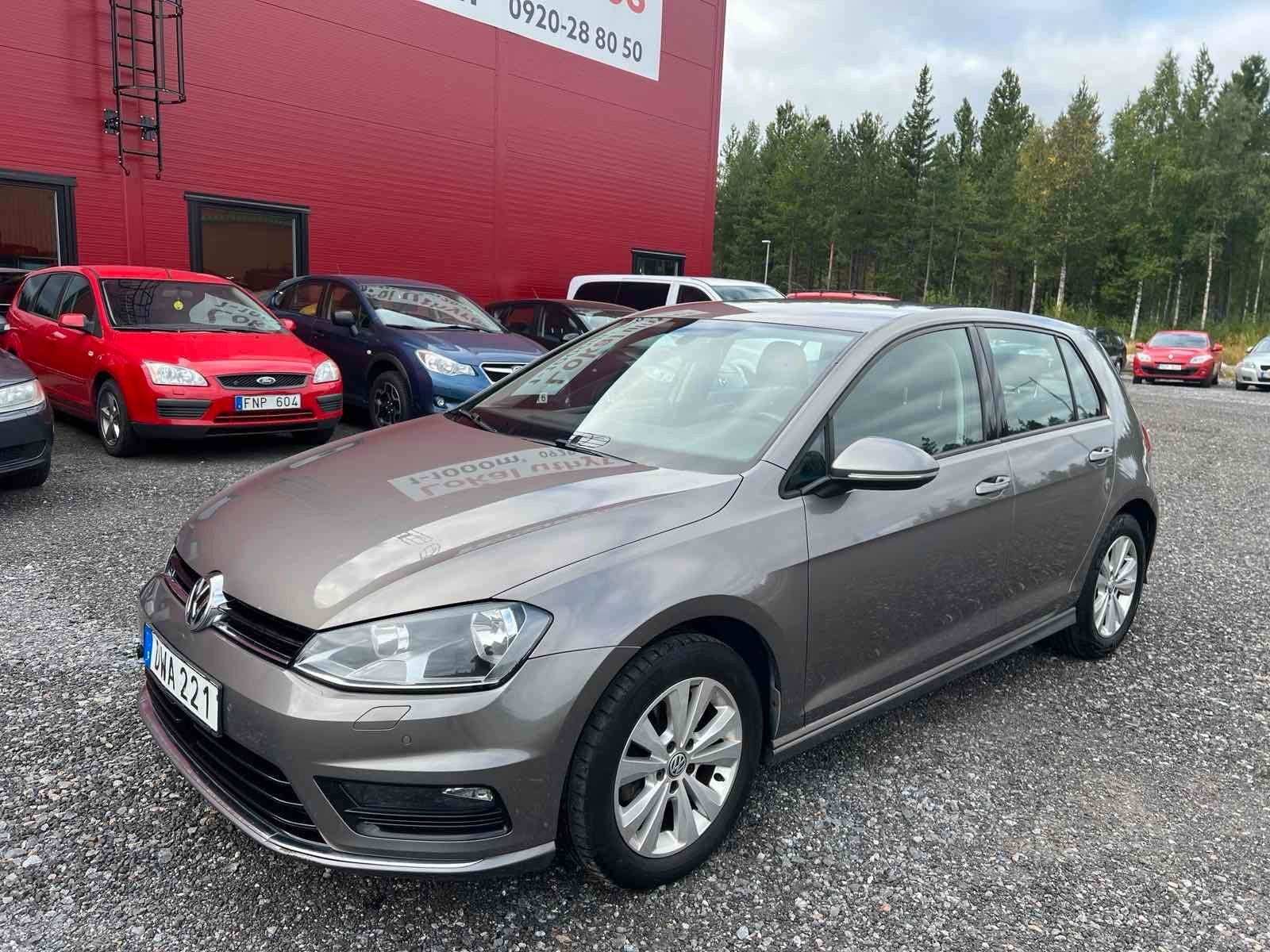 Volkswagen Golf 5-door 1.6 TDI DPF BMT DSG Sequential, 105hp, 2015