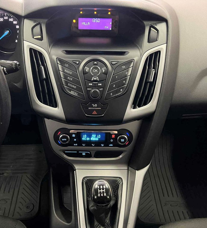 Ford Focus Combi 1.6 Ti-VCT Flexifuel Manual, 120hp, 2012