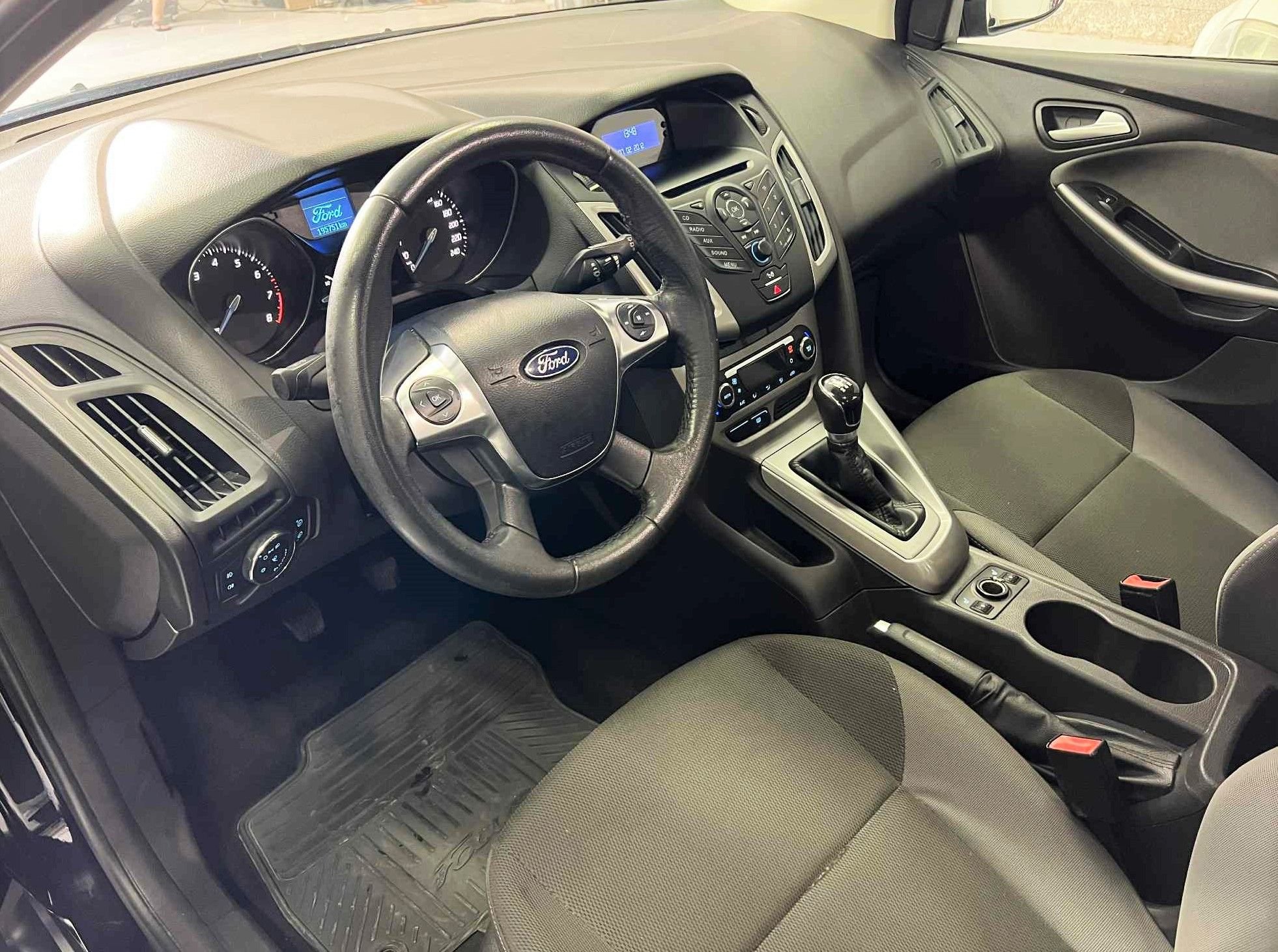 Ford Focus Combi 1.6 Ti-VCT Flexifuel Manual, 120hp, 2012