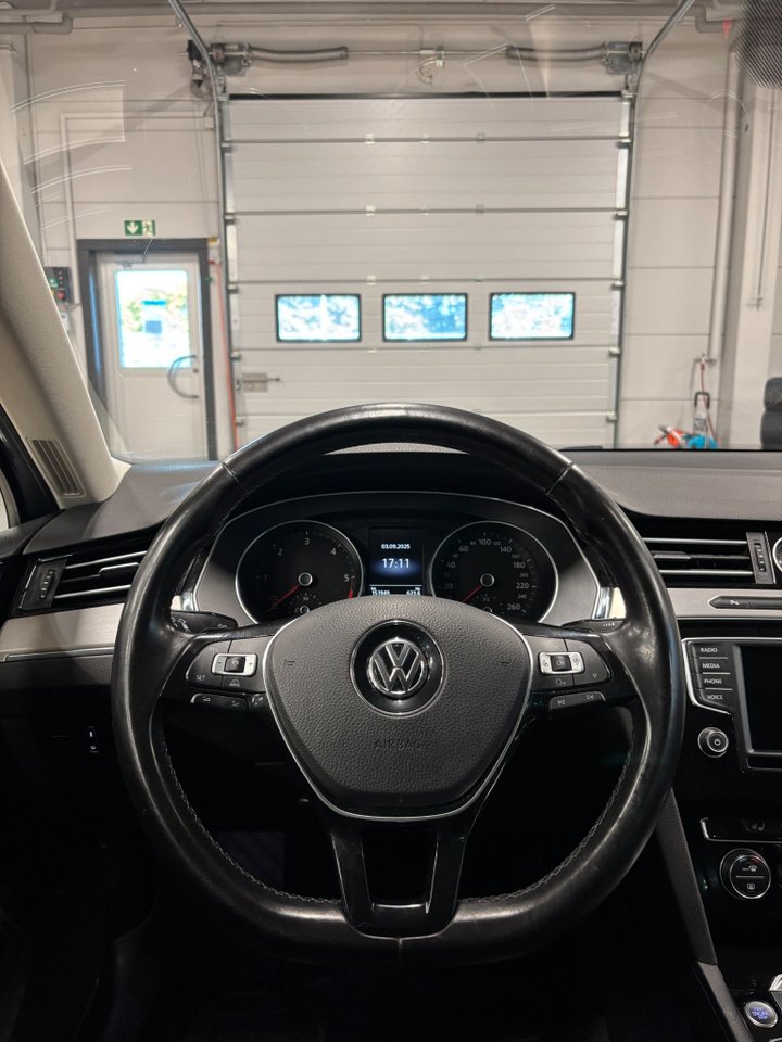Volkswagen Passat Variant 2.0 TDI DPF SCR BMT 4Motion DSG Sequential, 240hp, 2016