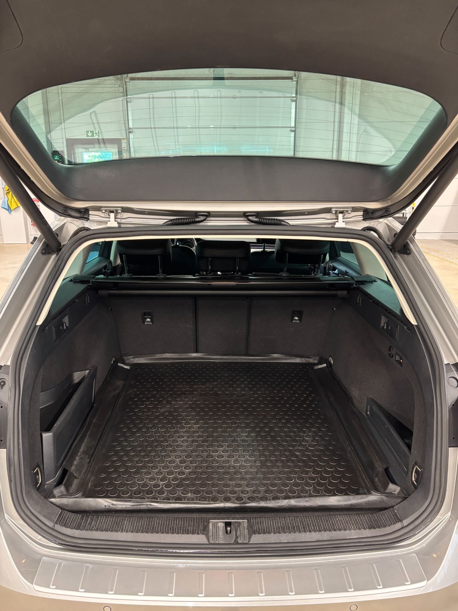 Volkswagen Passat Variant 2.0 TDI DPF SCR BMT 4Motion DSG Sequential, 240hp, 2016