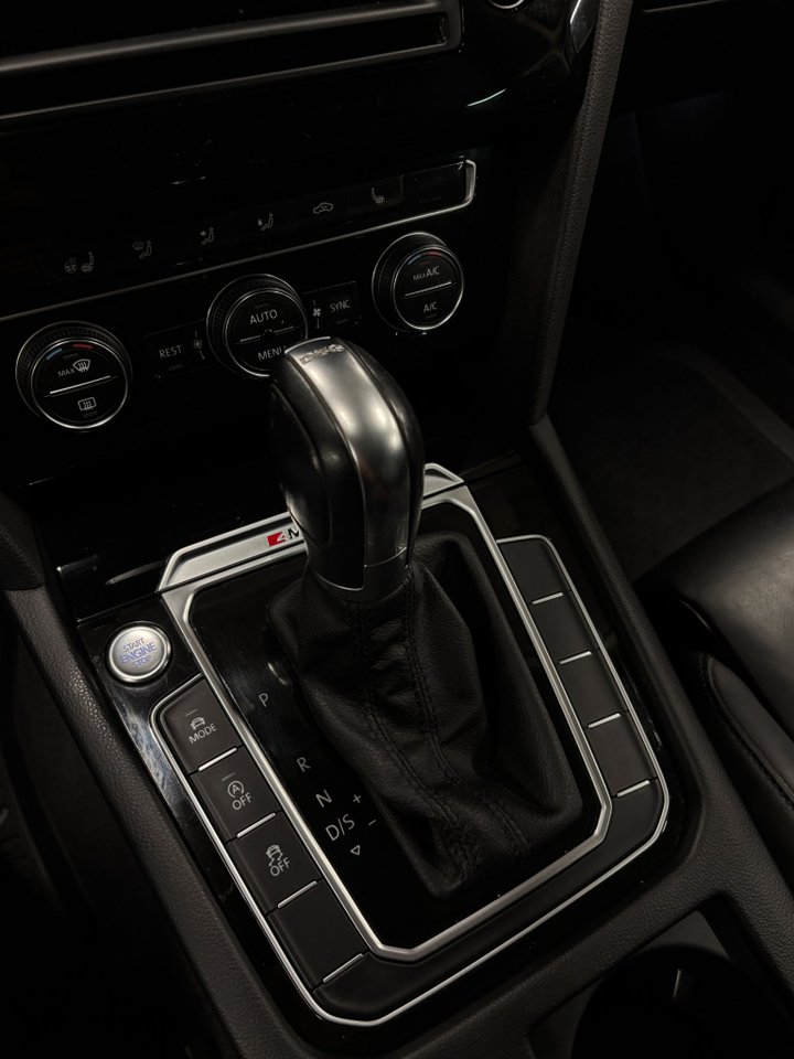 Volkswagen Passat Variant 2.0 TDI DPF SCR BMT 4Motion DSG Sequential, 240hp, 2016