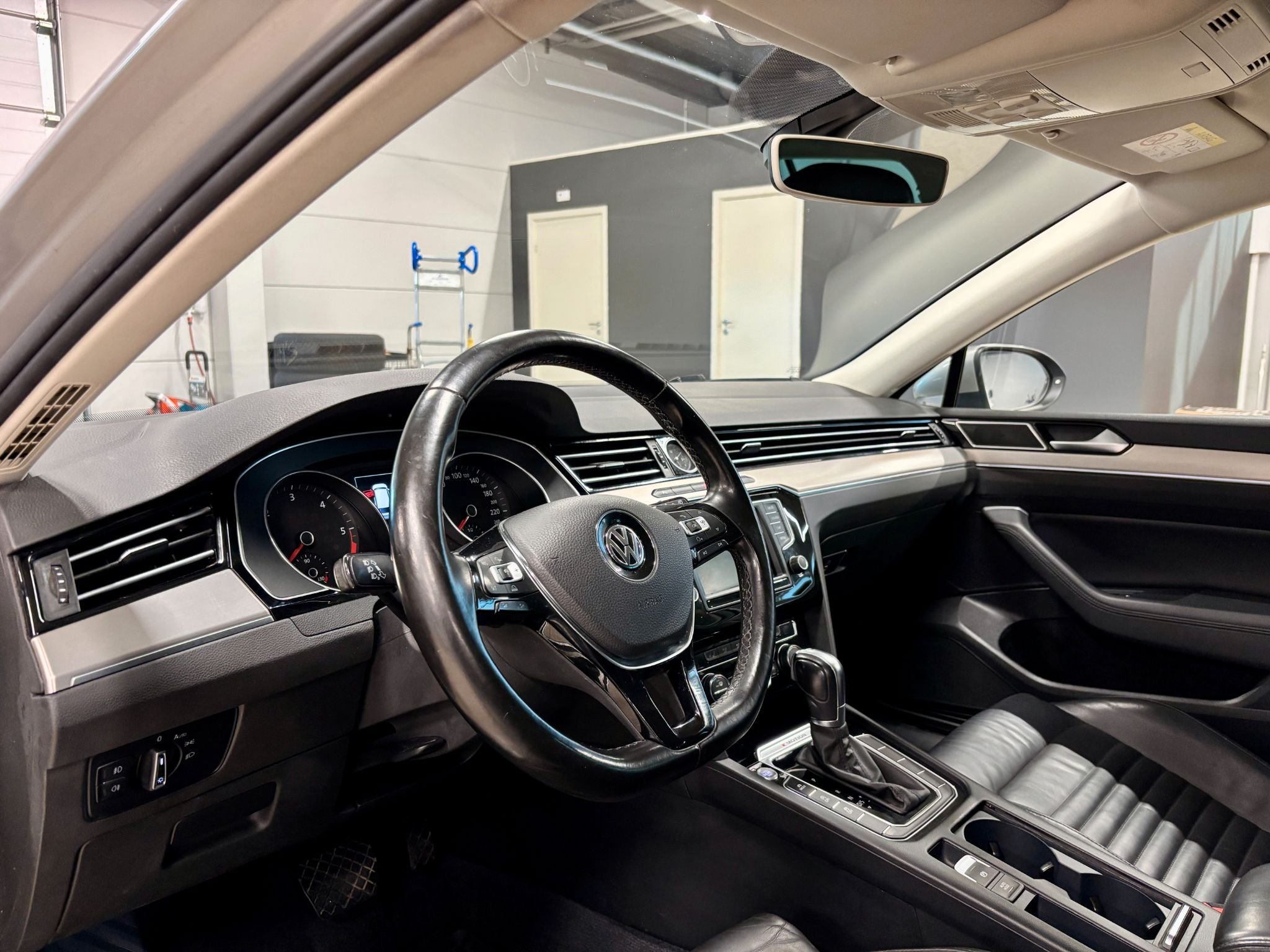 Volkswagen Passat Variant 2.0 TDI DPF SCR BMT 4Motion DSG Sequential, 240hp, 2016