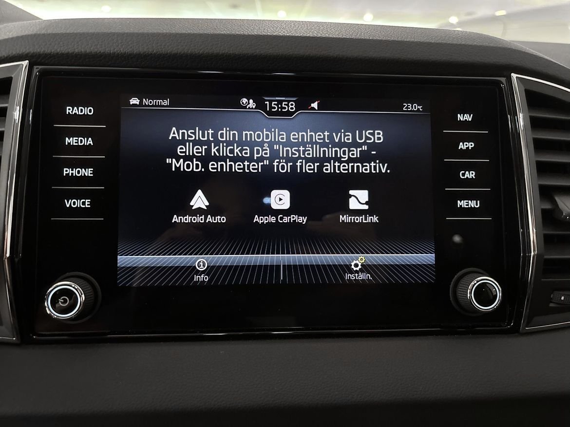 Škoda Karoq 1.5 TSI DSG Sequential, 150hp, 2023