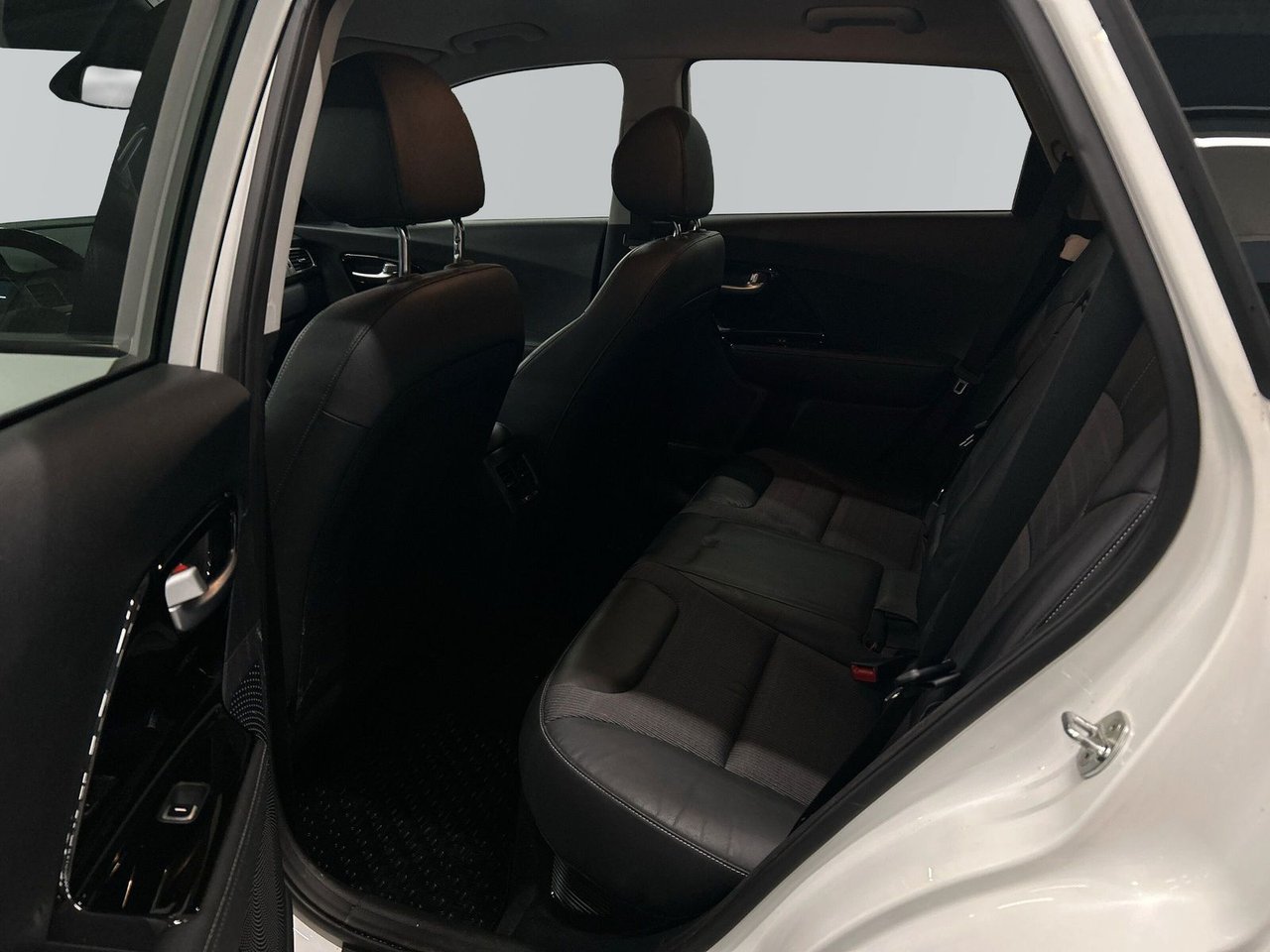 Kia Niro Hybrid DCT, 141hp, 2018