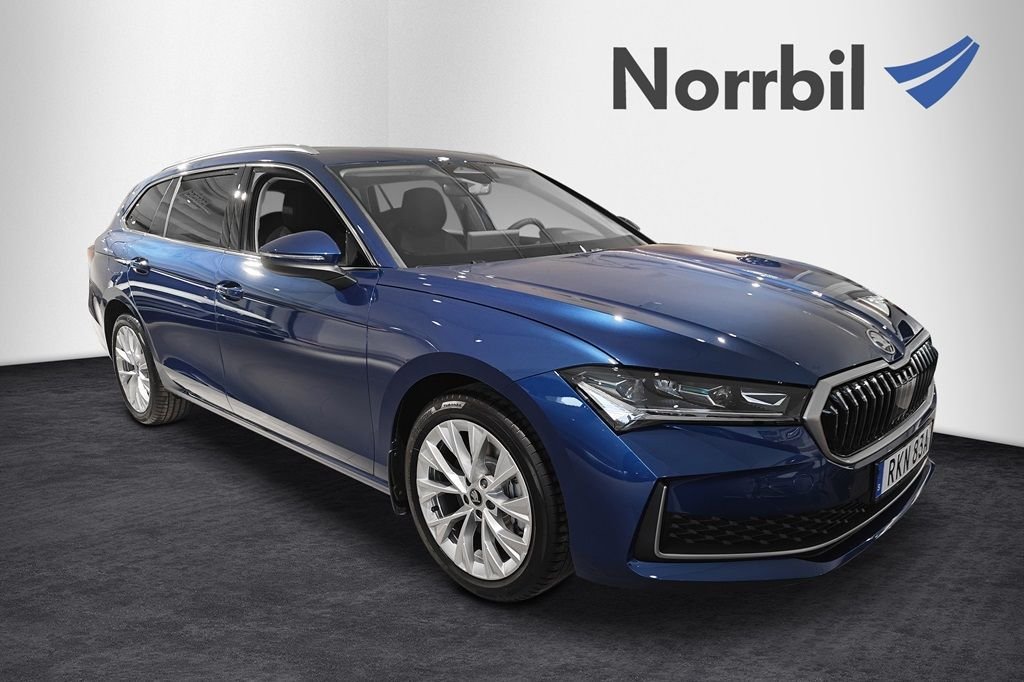 Škoda Superb iV Combi DSG Sekventiell, 204hk, 2025