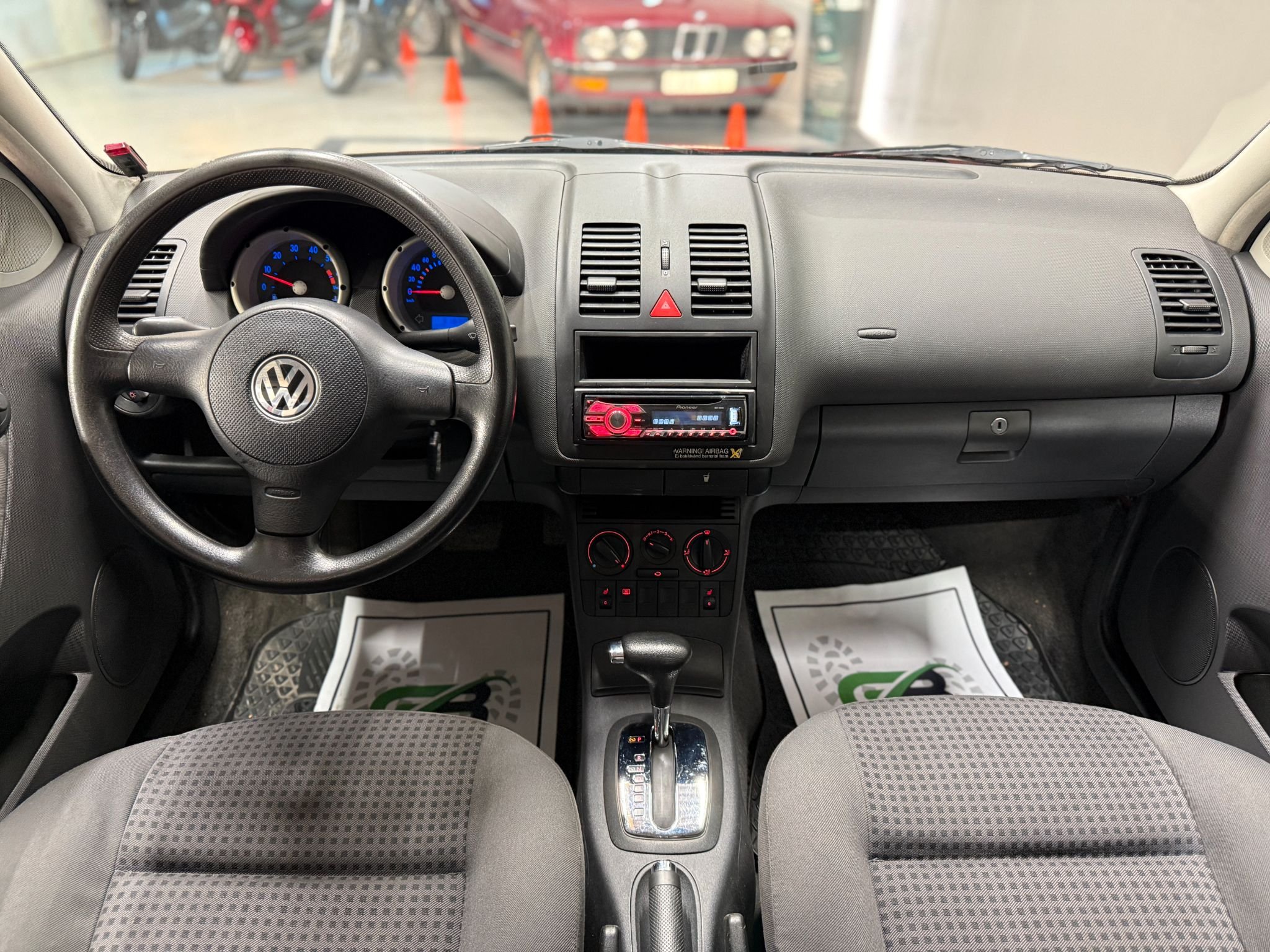 Volkswagen Polo 5-door 1.4 Automatic, 60hp, 2001