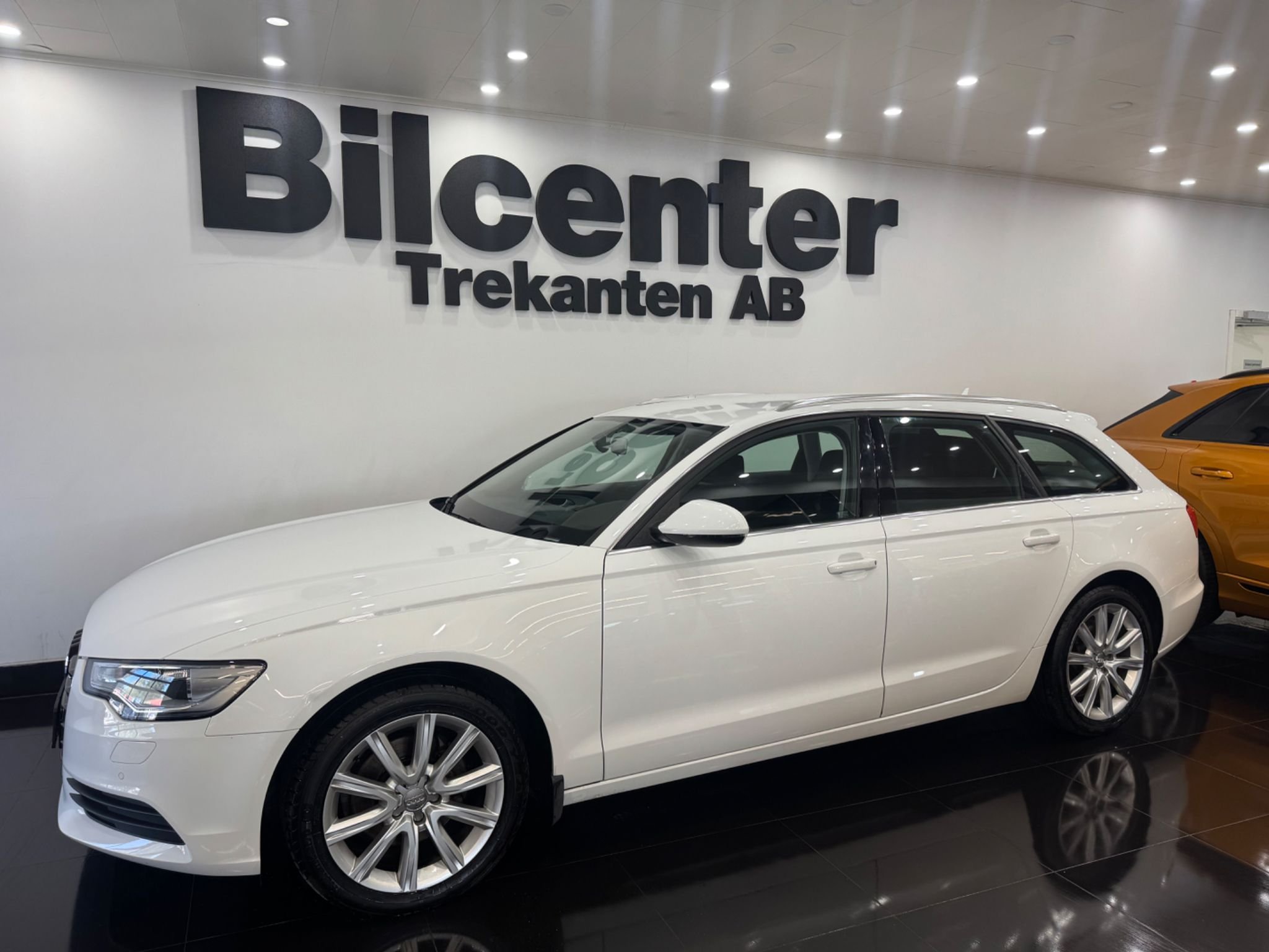 Audi A6 Avant 2.0 TDI DPF  Multitronic, 177hp, 2013