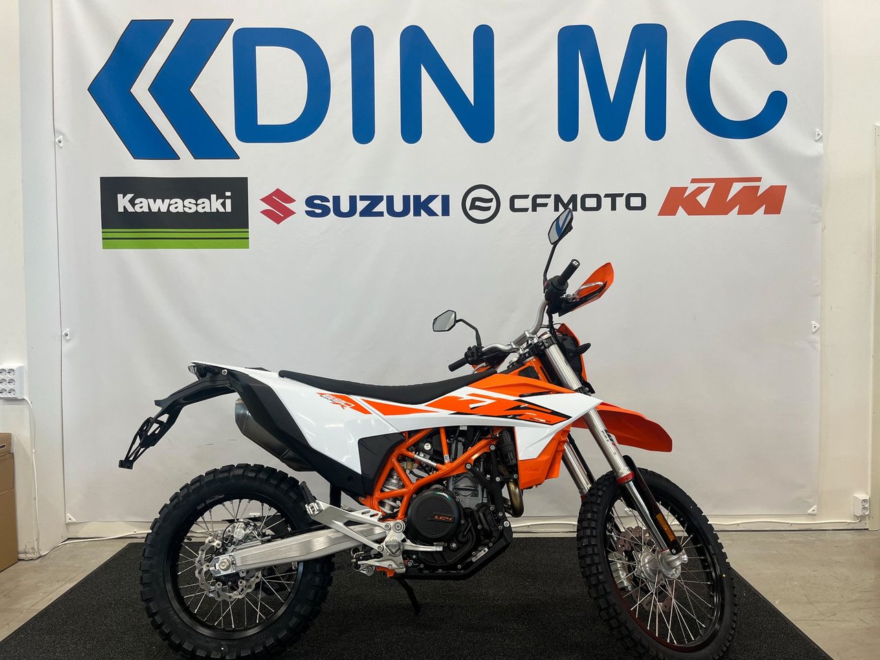KTM 690 ENDURO R 2026 "OBS! S...