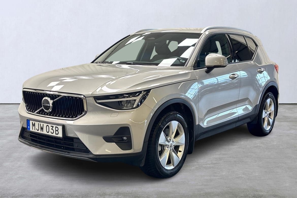 Volvo XC40 B4 DCT, 197hp, 2024