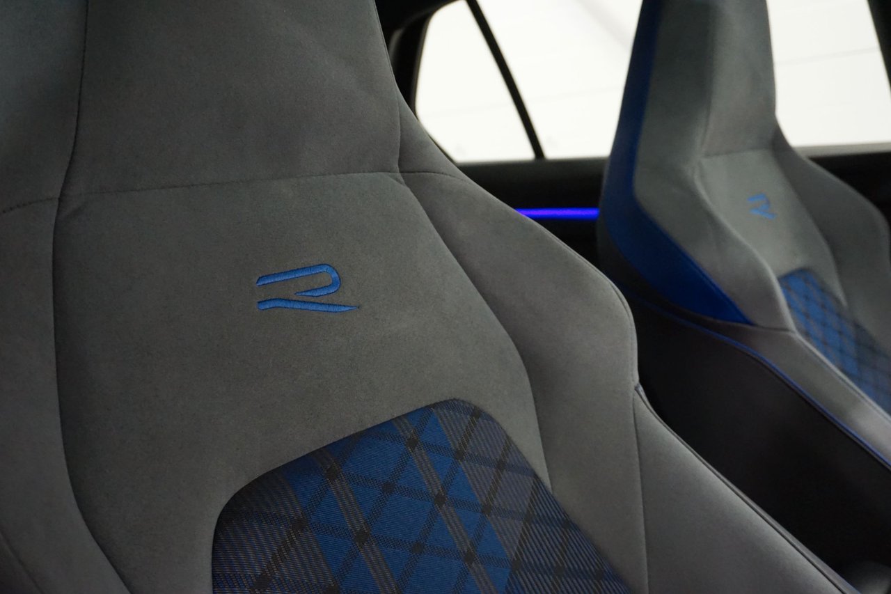 Volkswagen Golf R 2.0 TSI OPF 4Motion DSG Sekventiell, 320hk, 2021