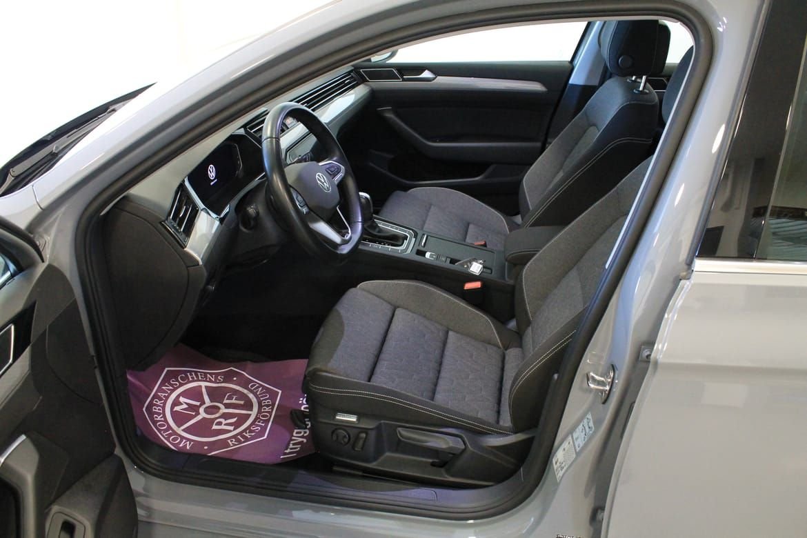 Volkswagen Passat Sportscombi 1.5 TSI ACT OPF DSG Sekventiell, 150hk, 2024