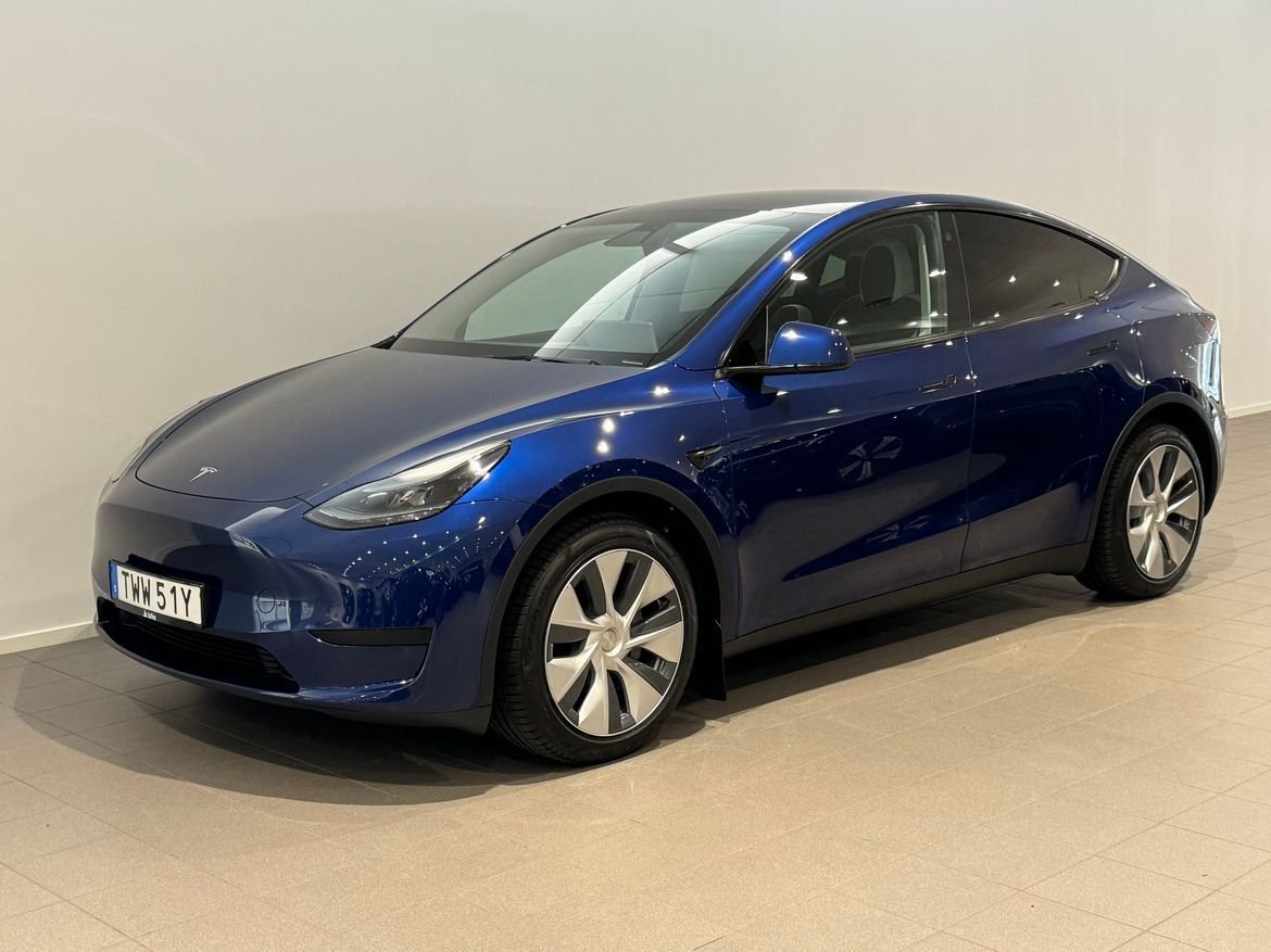 Tesla Model Y Standard Range RWD, 299hk, 2023